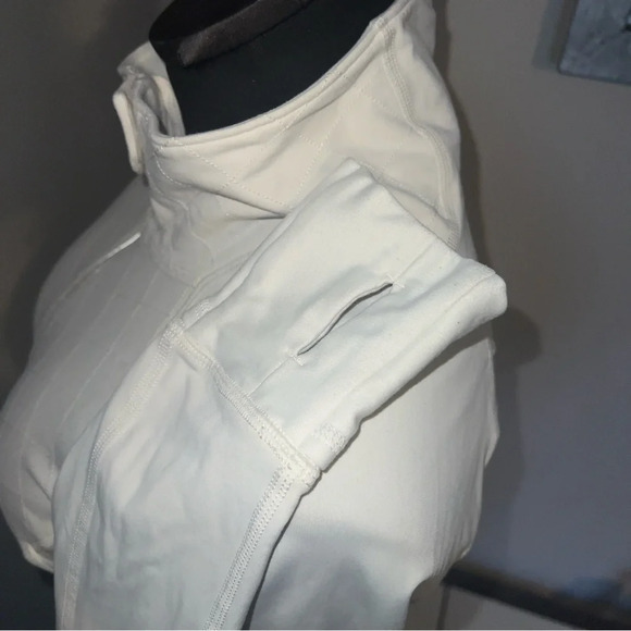 Lululemon Run: Toasty Tech Pullover Size 6 - Picture 9 of 11